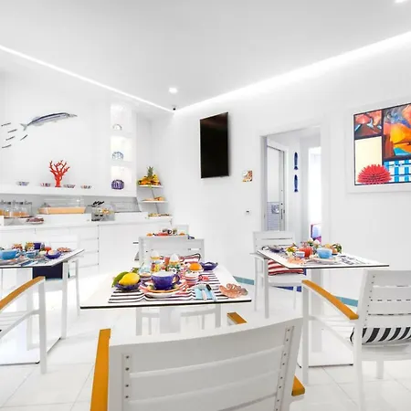 Yourhome - Sersale Гостевой дом 4*